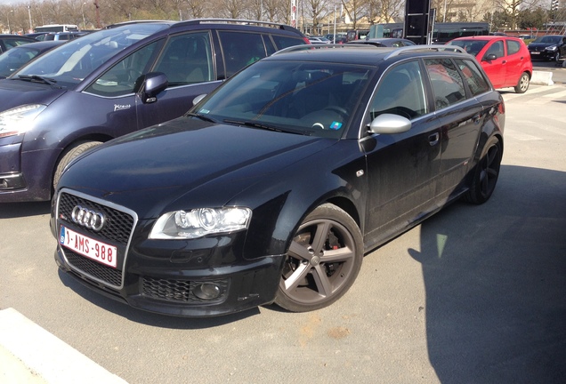 Audi RS4 Avant B7