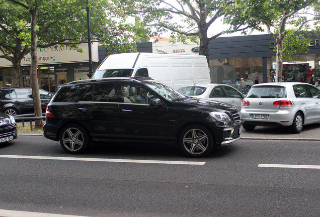 Mercedes-Benz ML 63 AMG W166