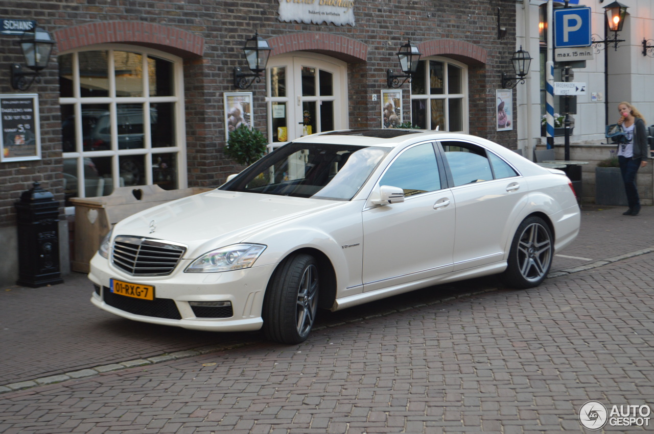 Mercedes-Benz S 63 AMG W221 2011