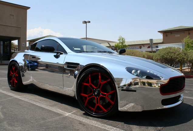 Aston Martin V8 Vantage