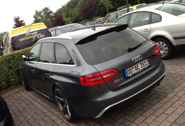 Audi RS4 Avant B8