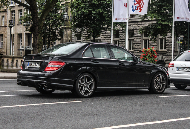 Mercedes-Benz C 63 AMG W204