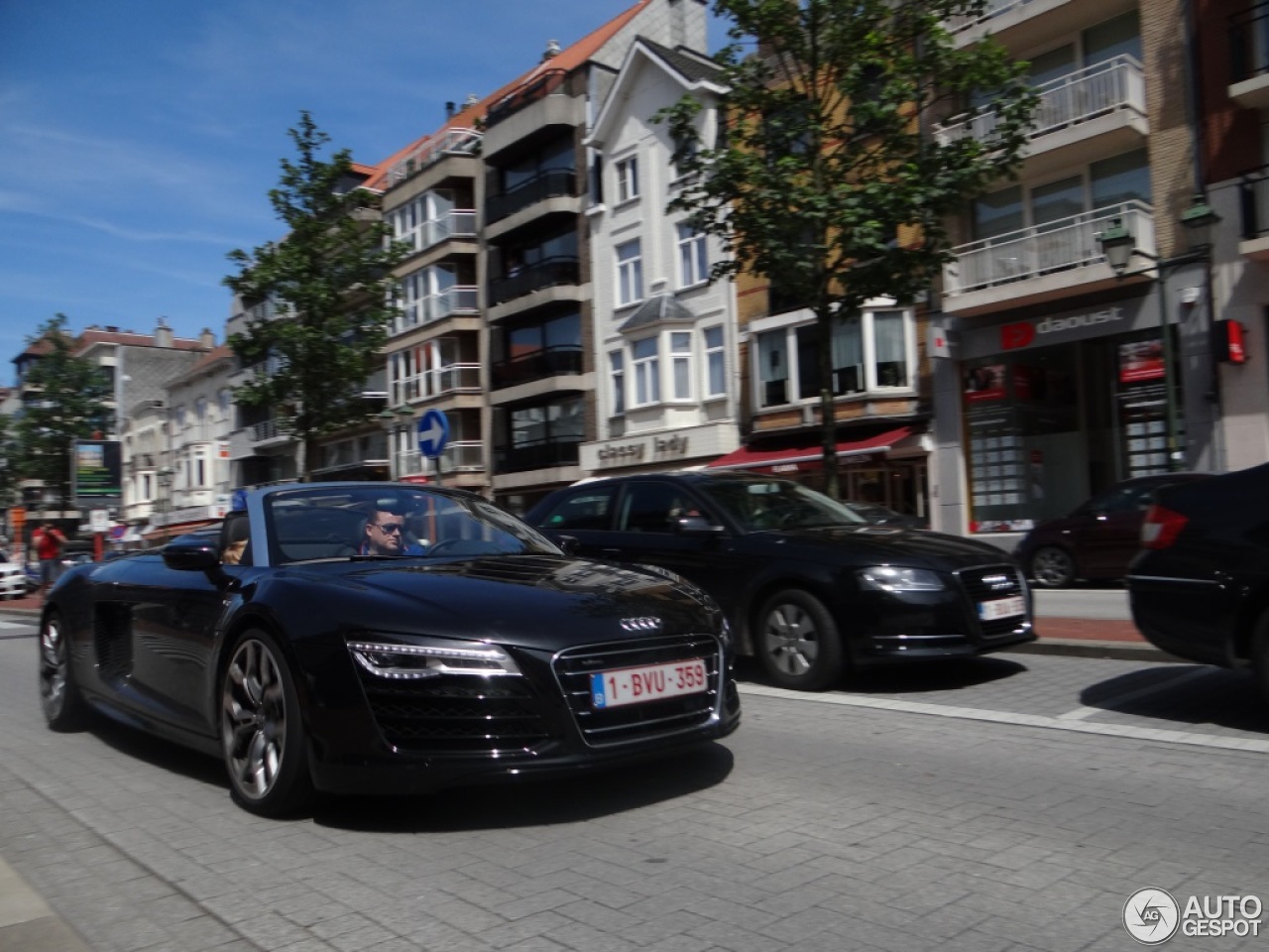 Audi R8 V10 Spyder 2013