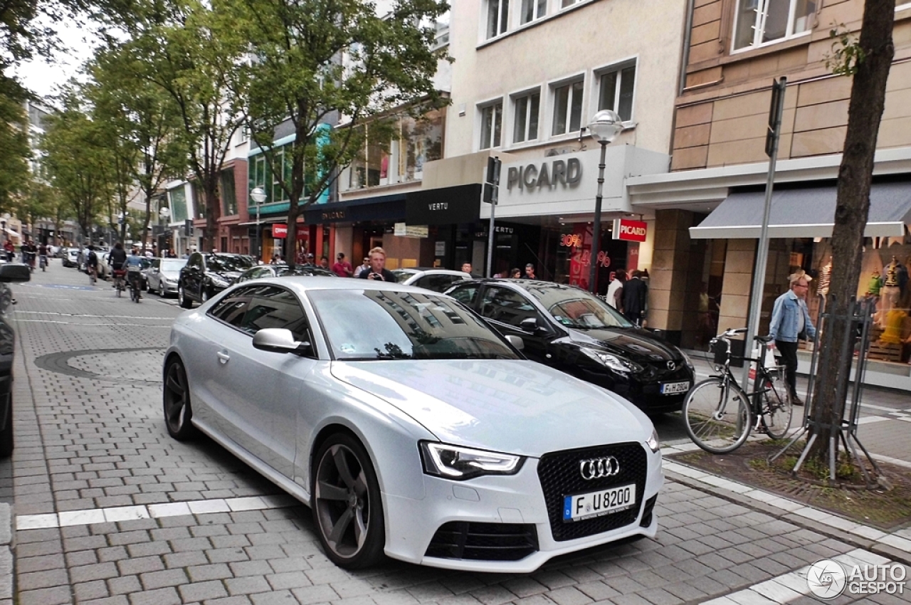 Audi RS5 B8 2012