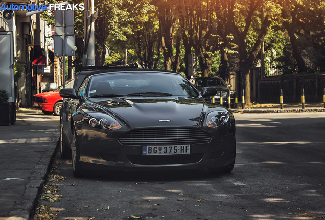 Aston Martin DB9 Volante