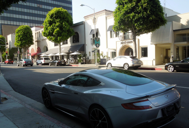 Aston Martin Vanquish 2013