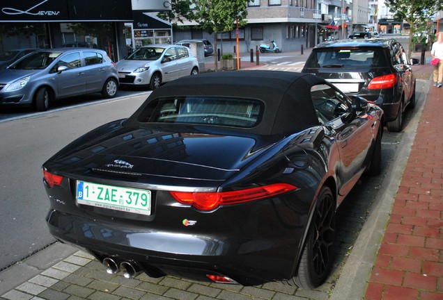 Jaguar F-TYPE S Convertible