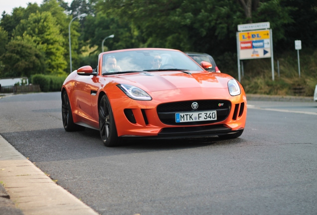 Jaguar F-TYPE S V8 Convertible