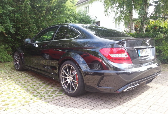 Mercedes-Benz C 63 AMG Coupé Black Series