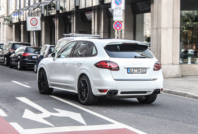 Porsche 958 Cayenne GTS