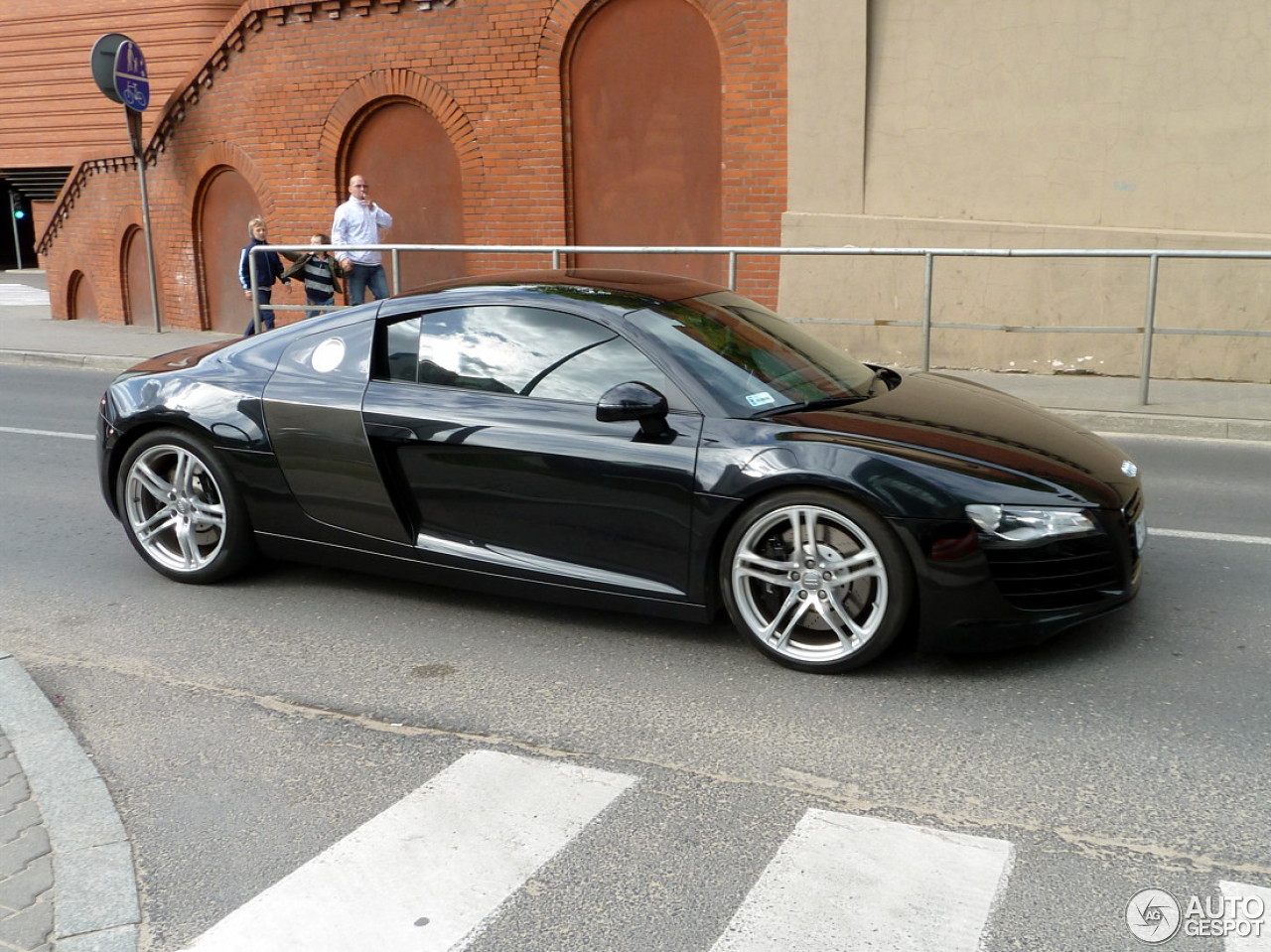 Audi R8