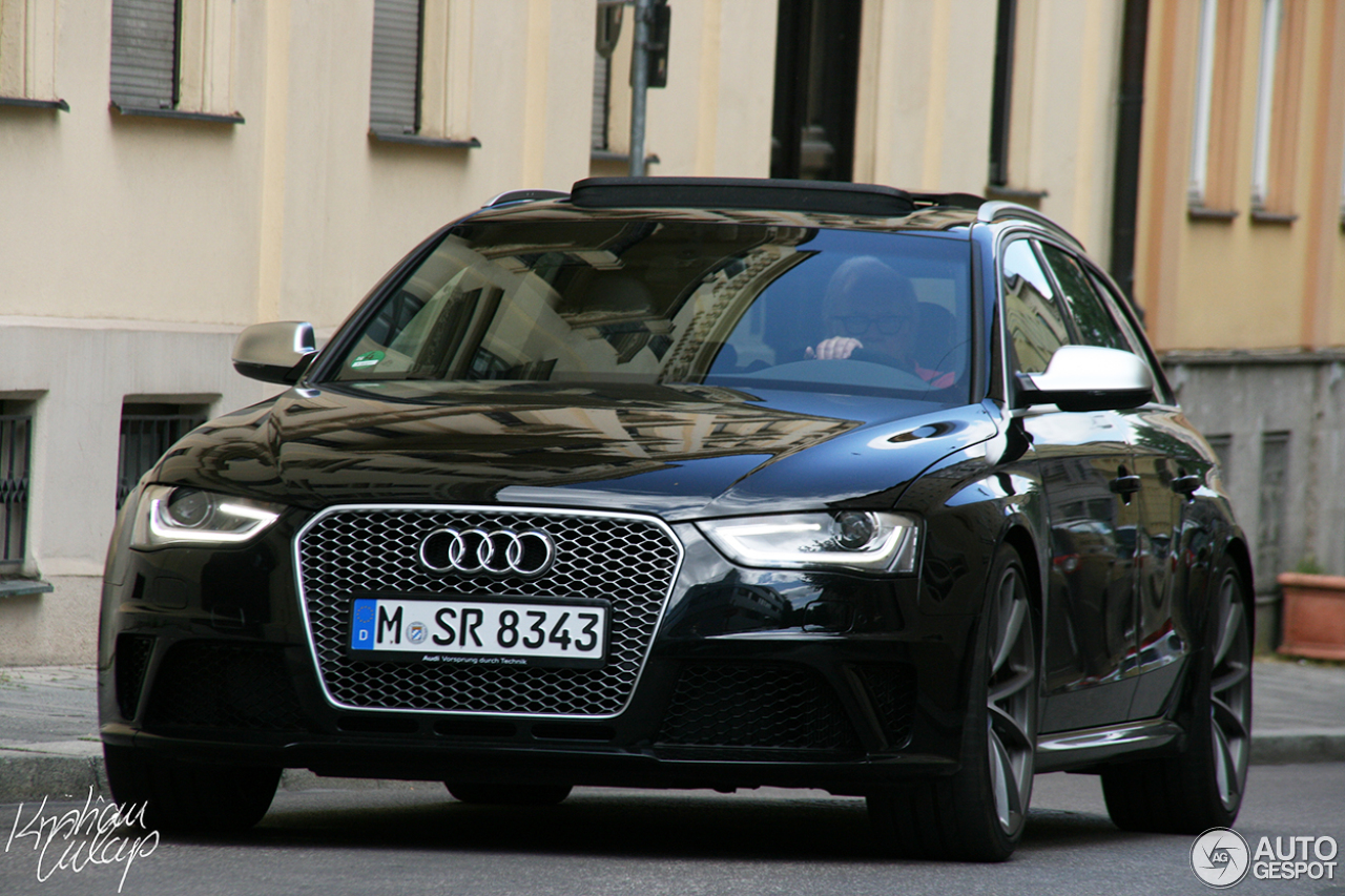 Audi RS4 Avant B8