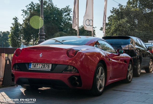 Ferrari California