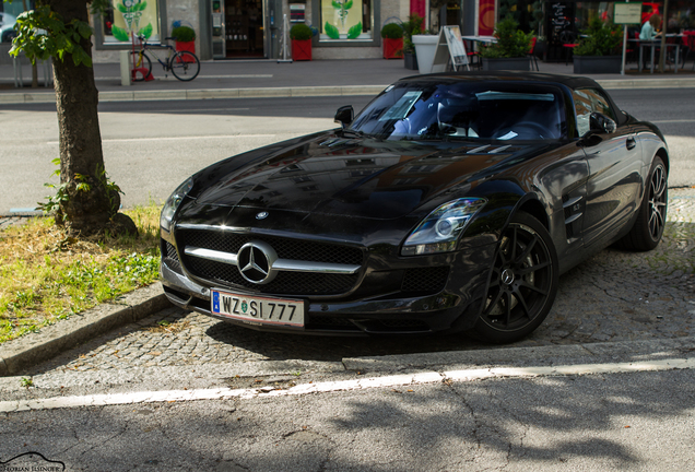 Mercedes-Benz SLS AMG Roadster