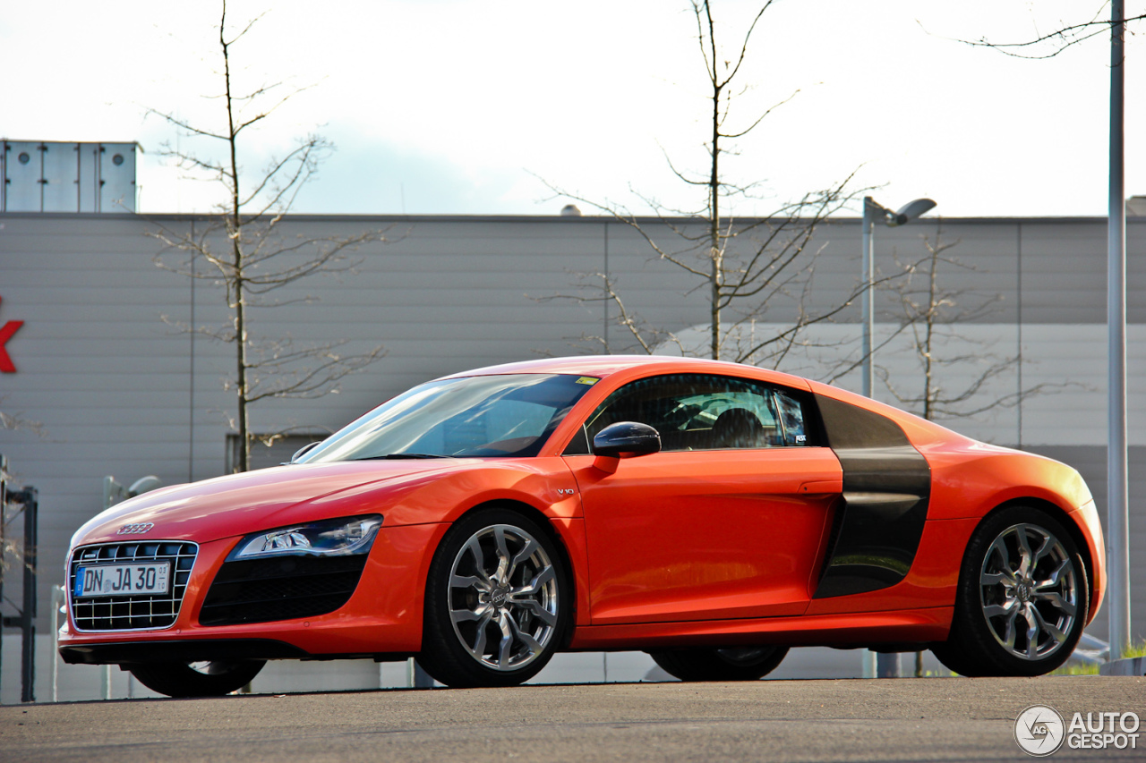 Audi R8 V10