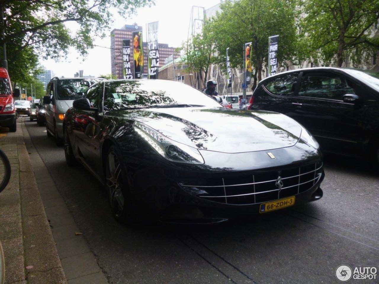 Ferrari FF