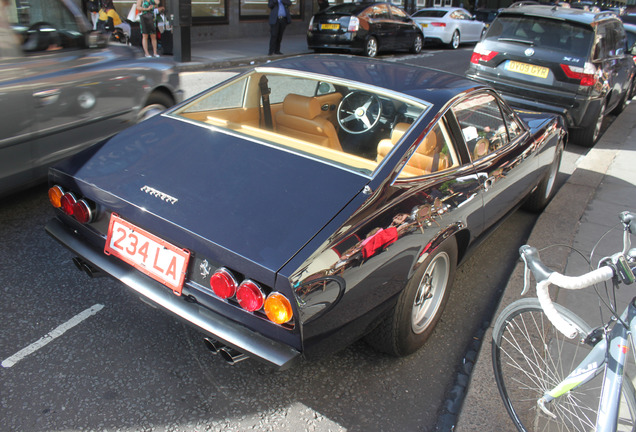 Ferrari 365 GTC/4