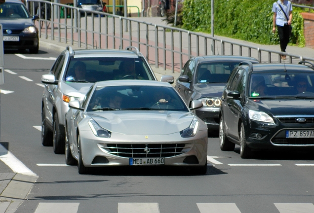 Ferrari FF