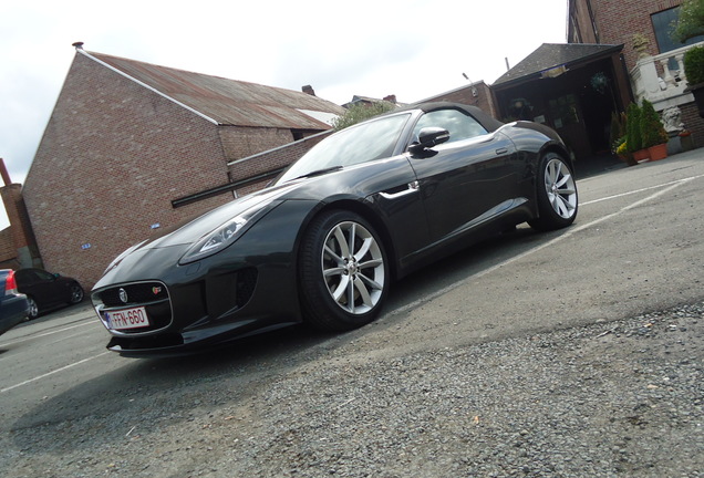 Jaguar F-TYPE S Convertible