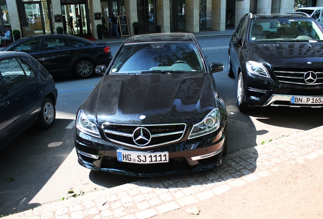 Mercedes-Benz C 63 AMG W204 2012