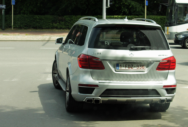 Mercedes-Benz GL 63 AMG X166