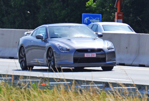 Nissan GT-R