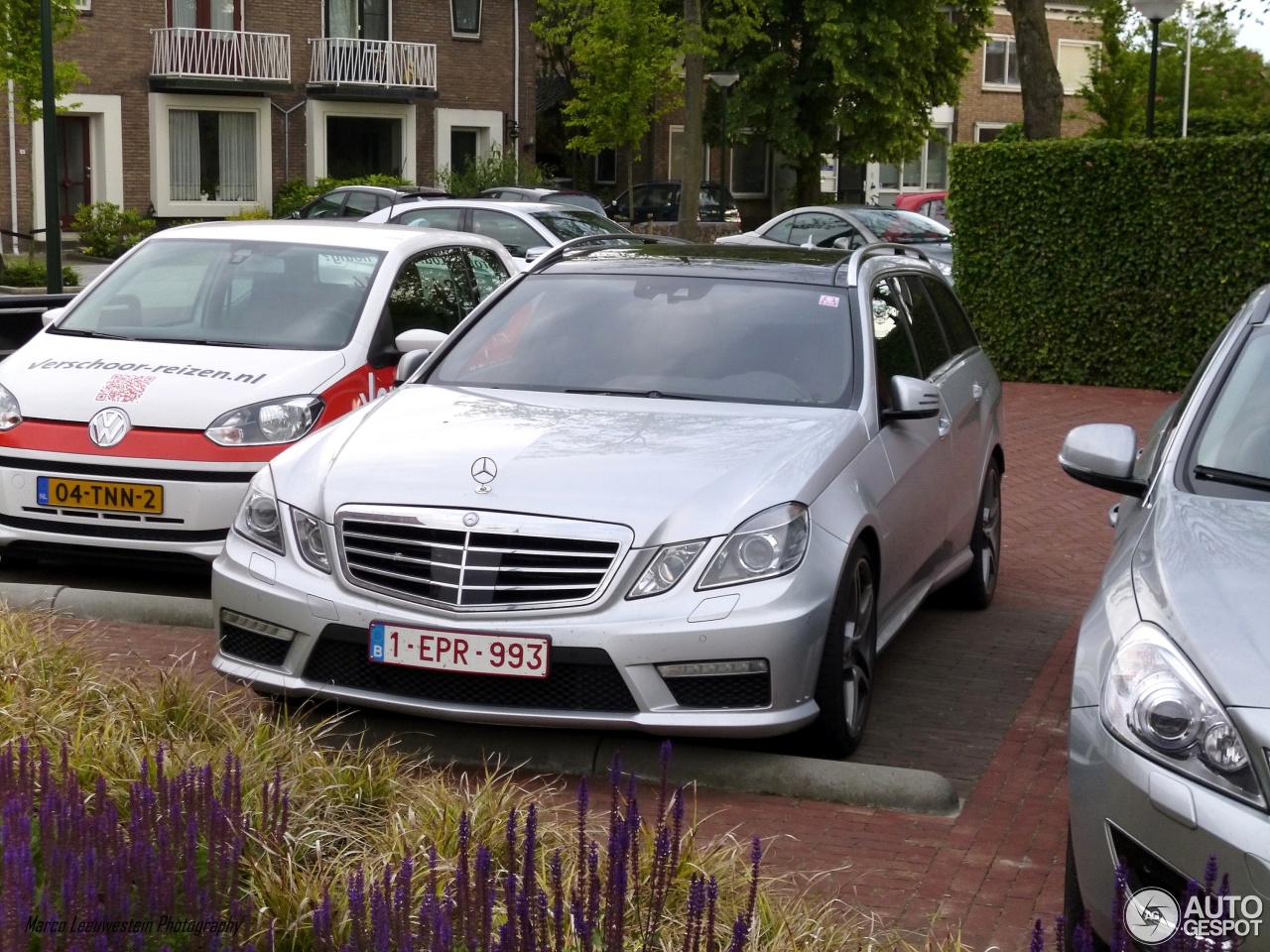 Mercedes-Benz E 63 AMG S212 V8 Biturbo