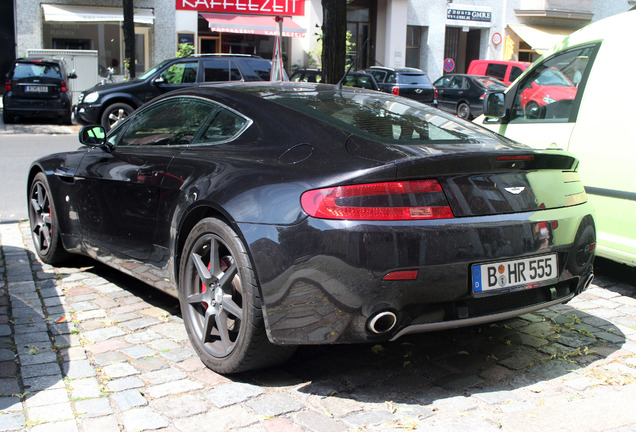 Aston Martin V8 Vantage