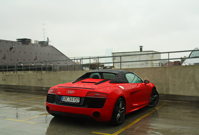 Audi R8 V10 Spyder 2013