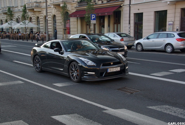 Nissan GT-R 2012