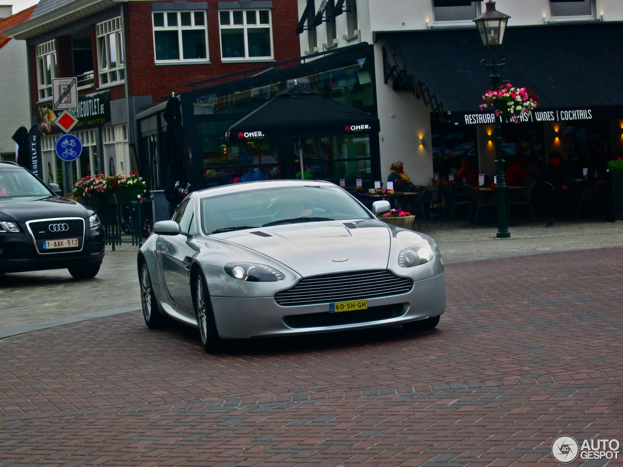 Aston Martin V8 Vantage