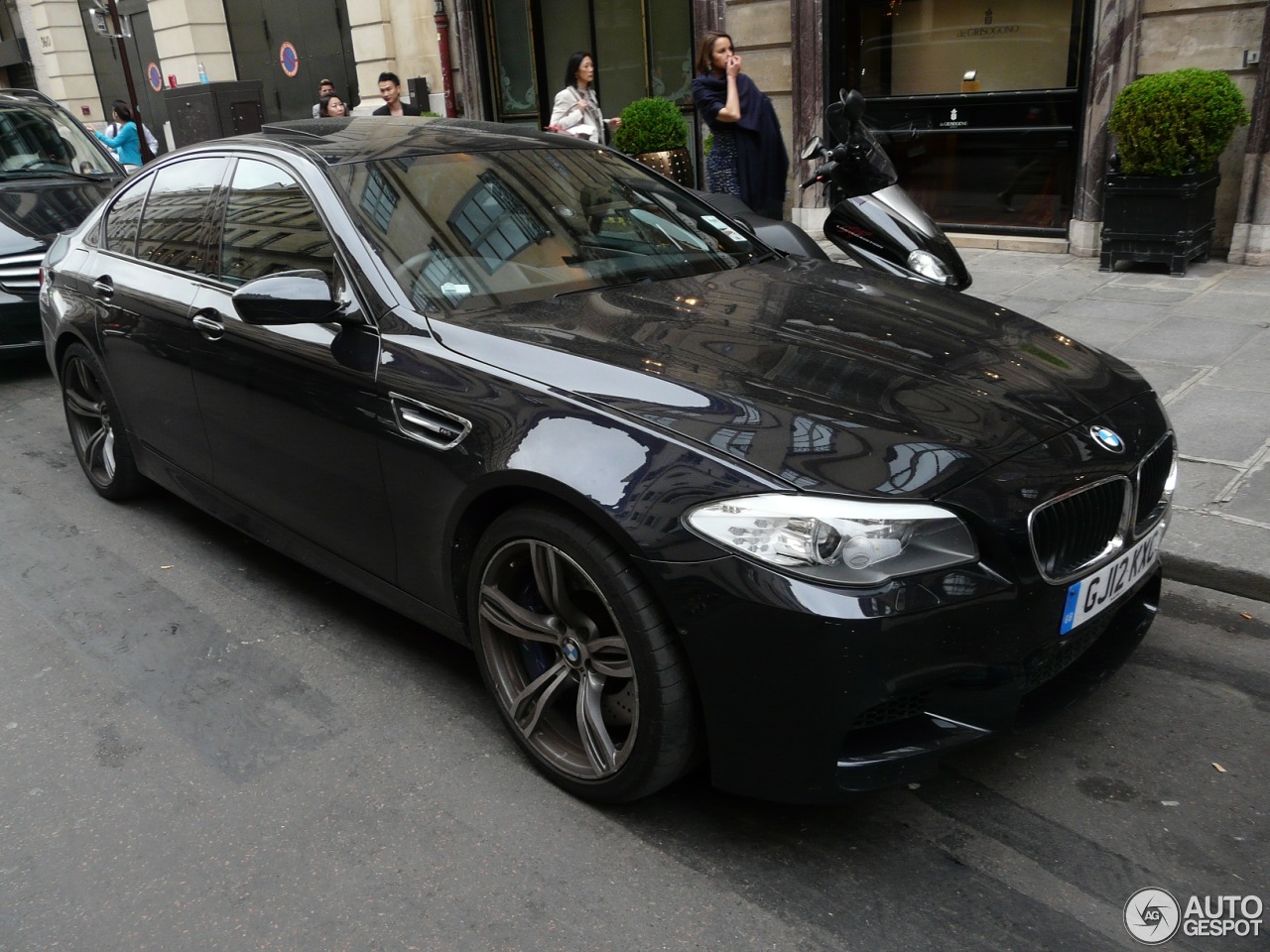 BMW M5 F10 2011