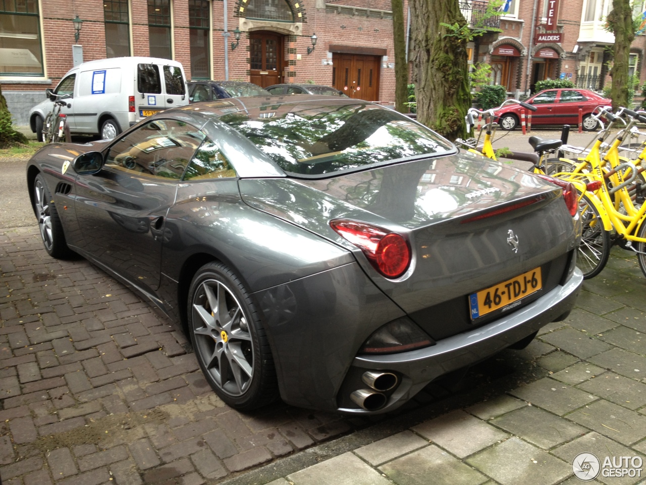 Ferrari California