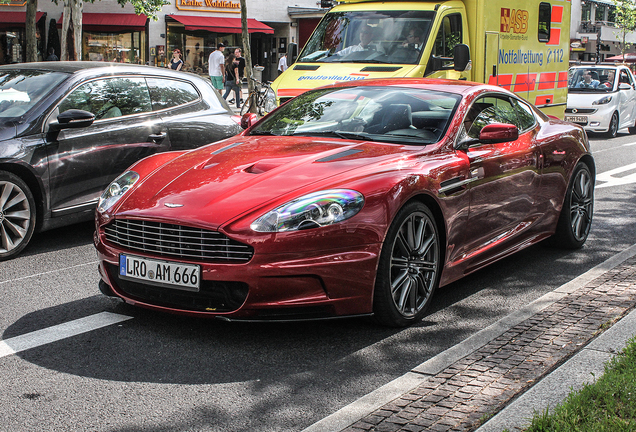 Aston Martin DBS