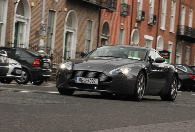 Aston Martin V8 Vantage