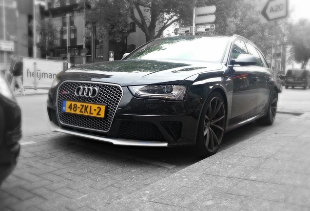 Audi RS4 Avant B8