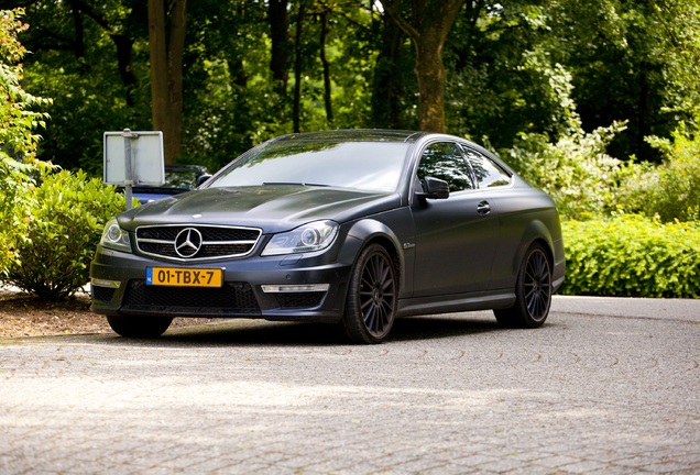 Mercedes-Benz C 63 AMG Coupé