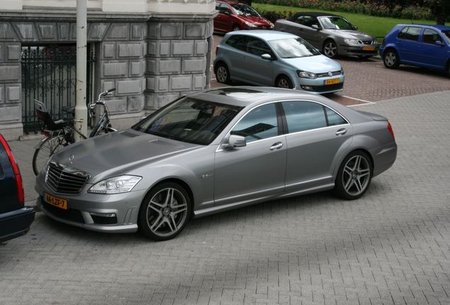 Mercedes-Benz S 63 AMG W221 2010