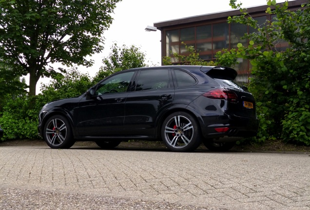 Porsche 958 Cayenne GTS