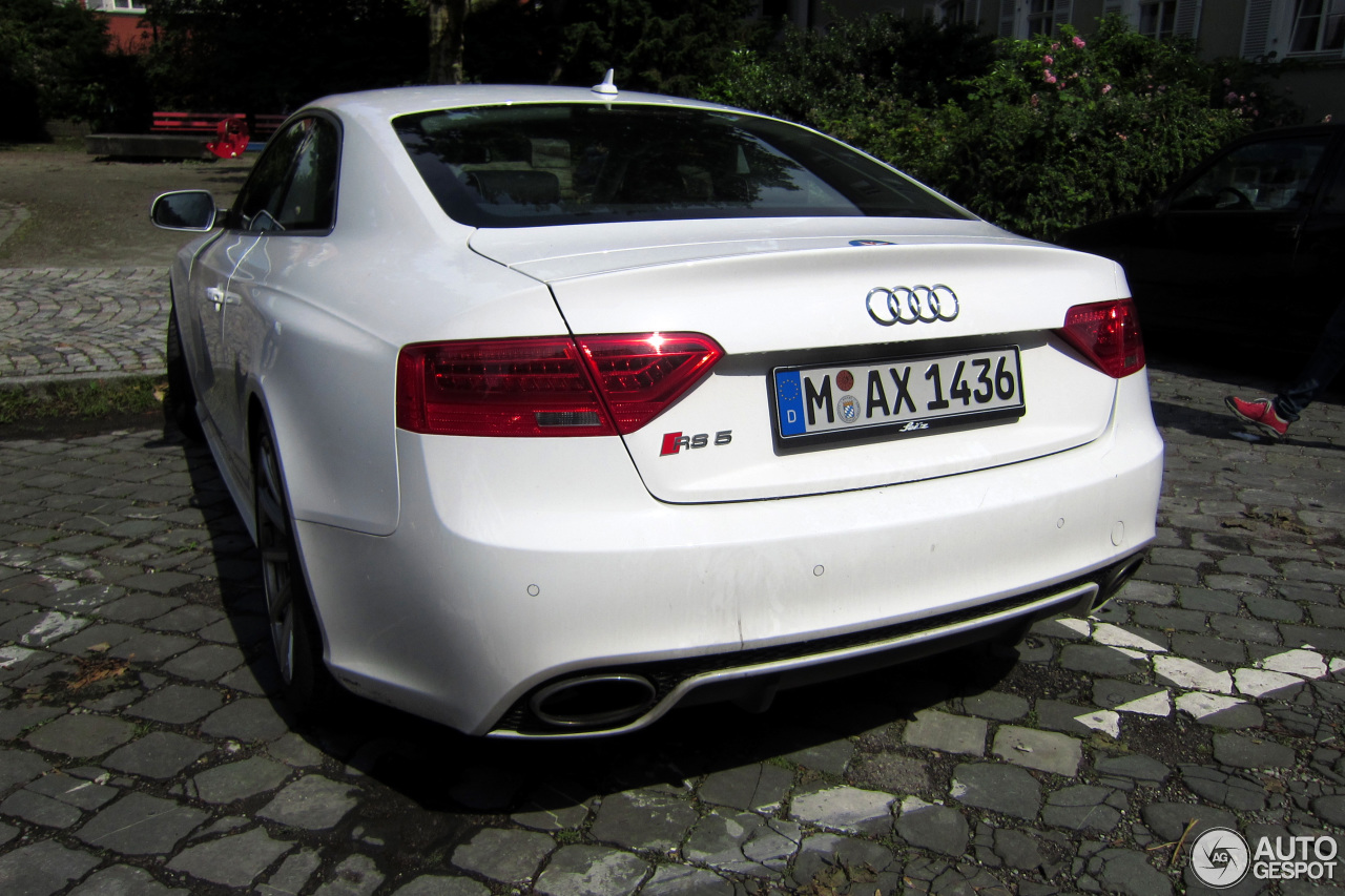 Audi RS5 B8 2012