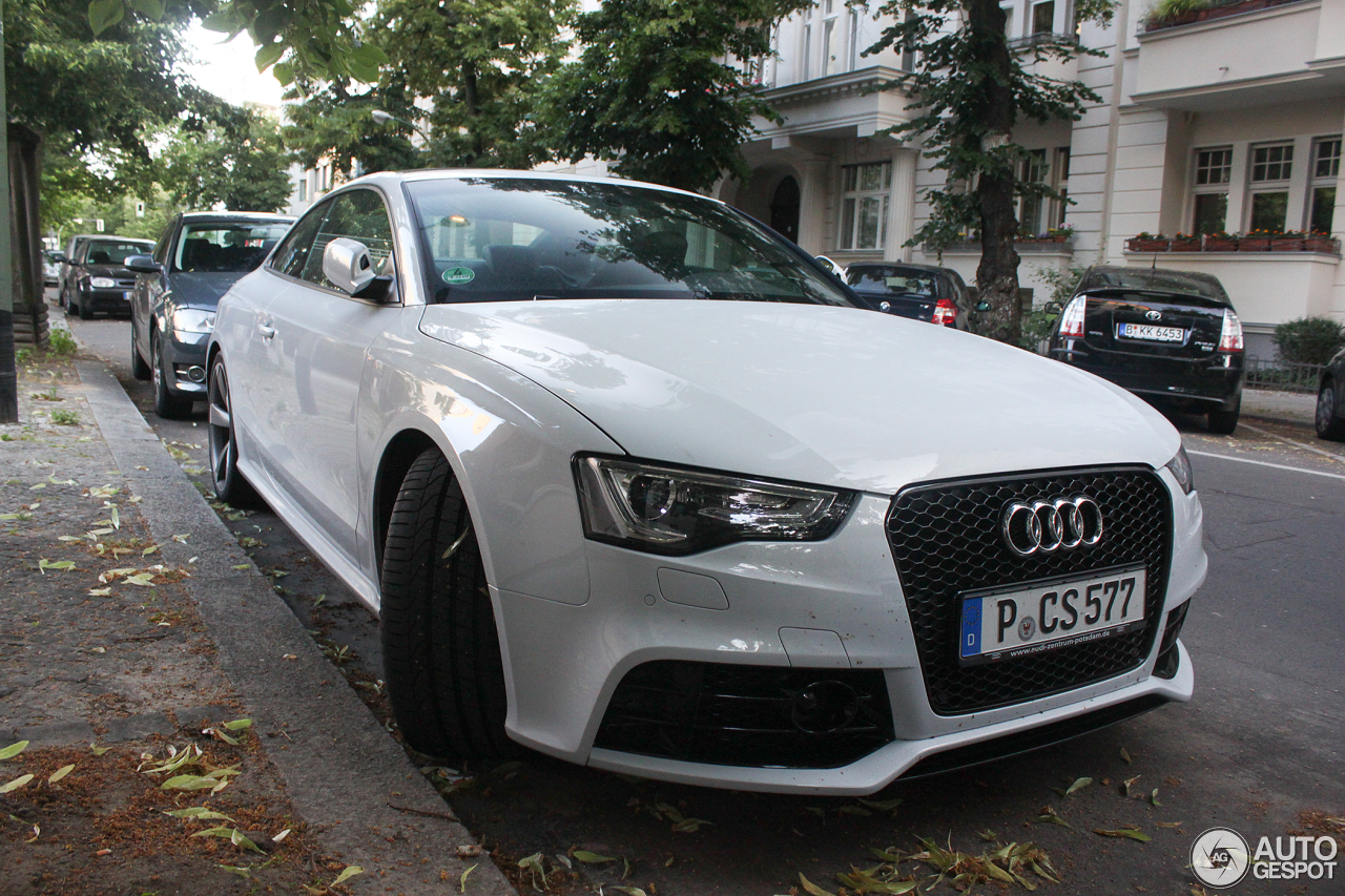 Audi RS5 B8 2012