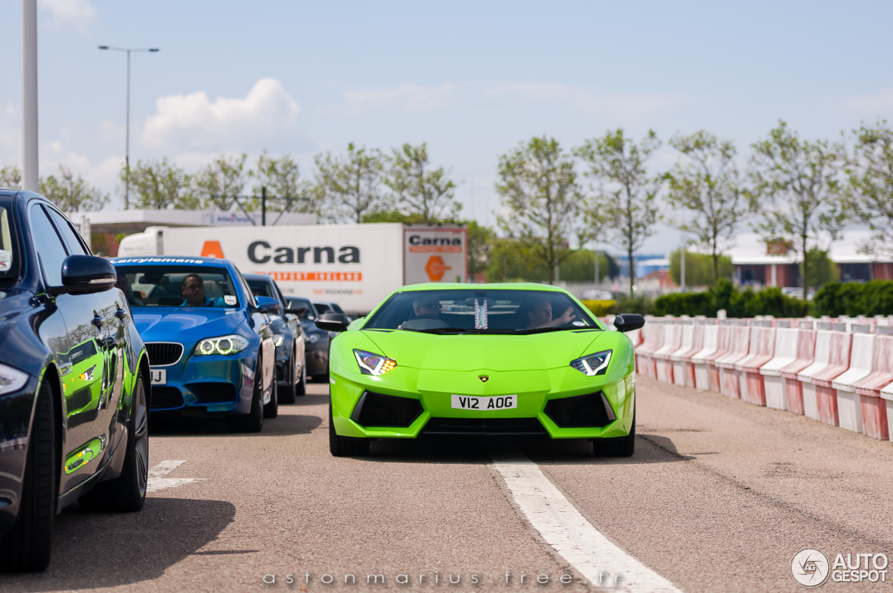 Lamborghini Aventador LP700-4