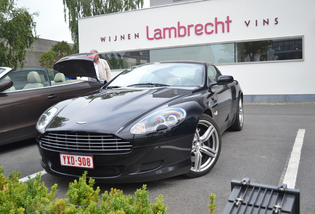 Aston Martin DB9