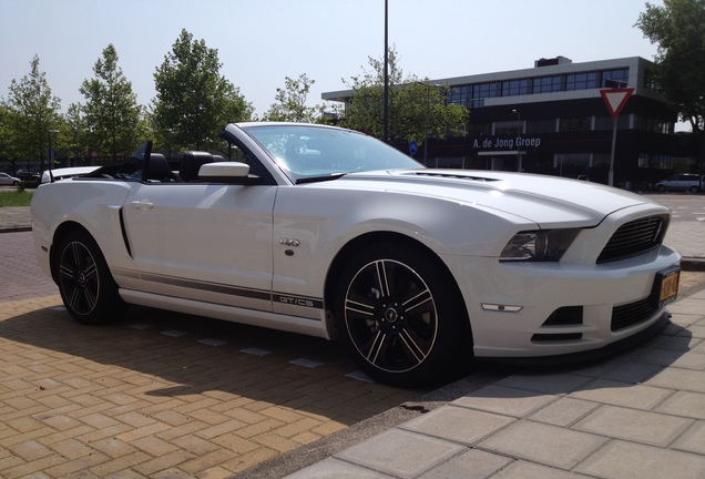 Ford Mustang GT California Special Convertible 2013