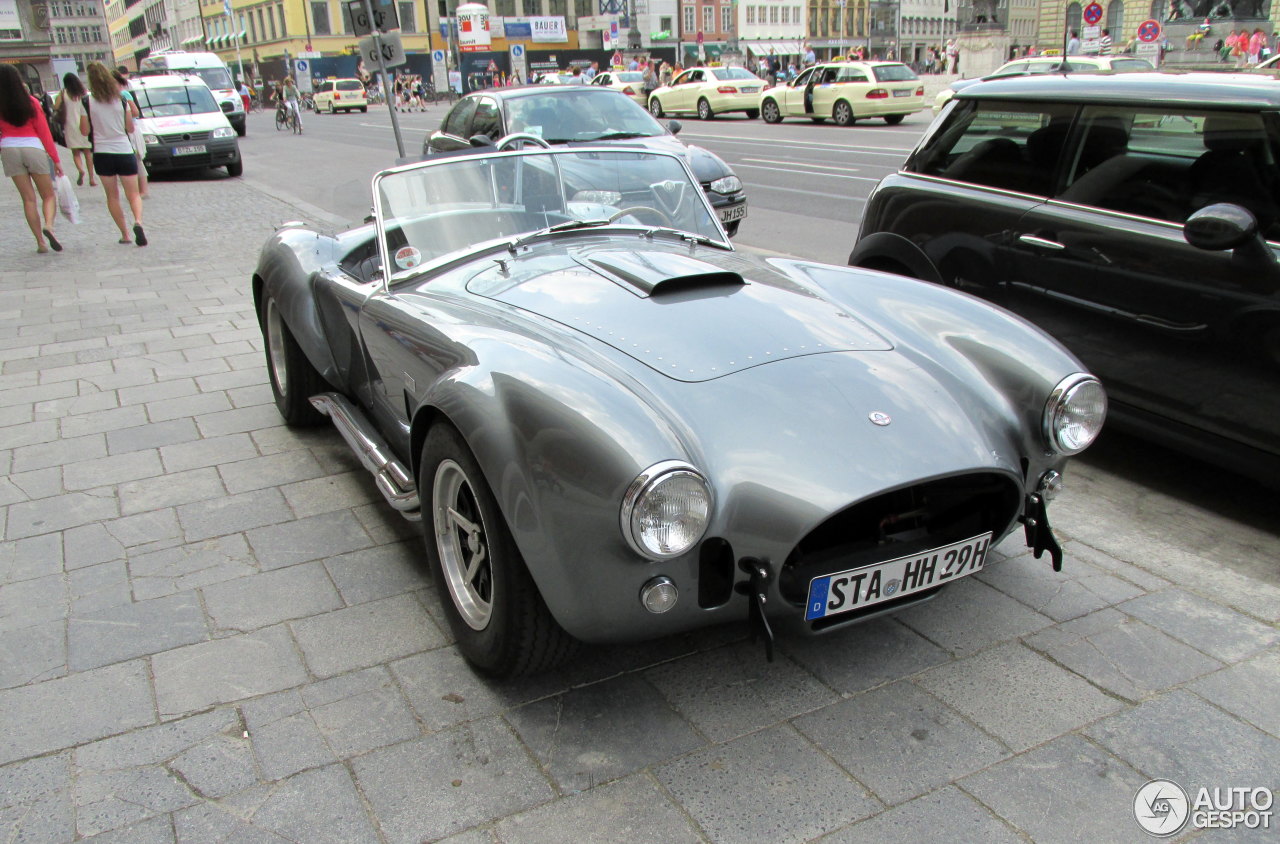 AC Cobra Superformance 427