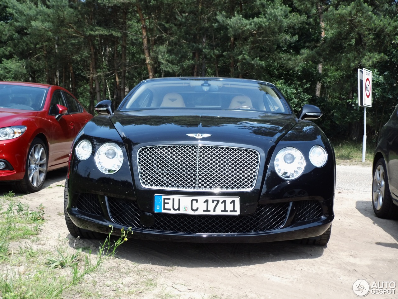 Bentley Continental GTC 2012