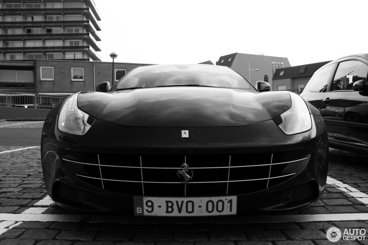 Ferrari FF