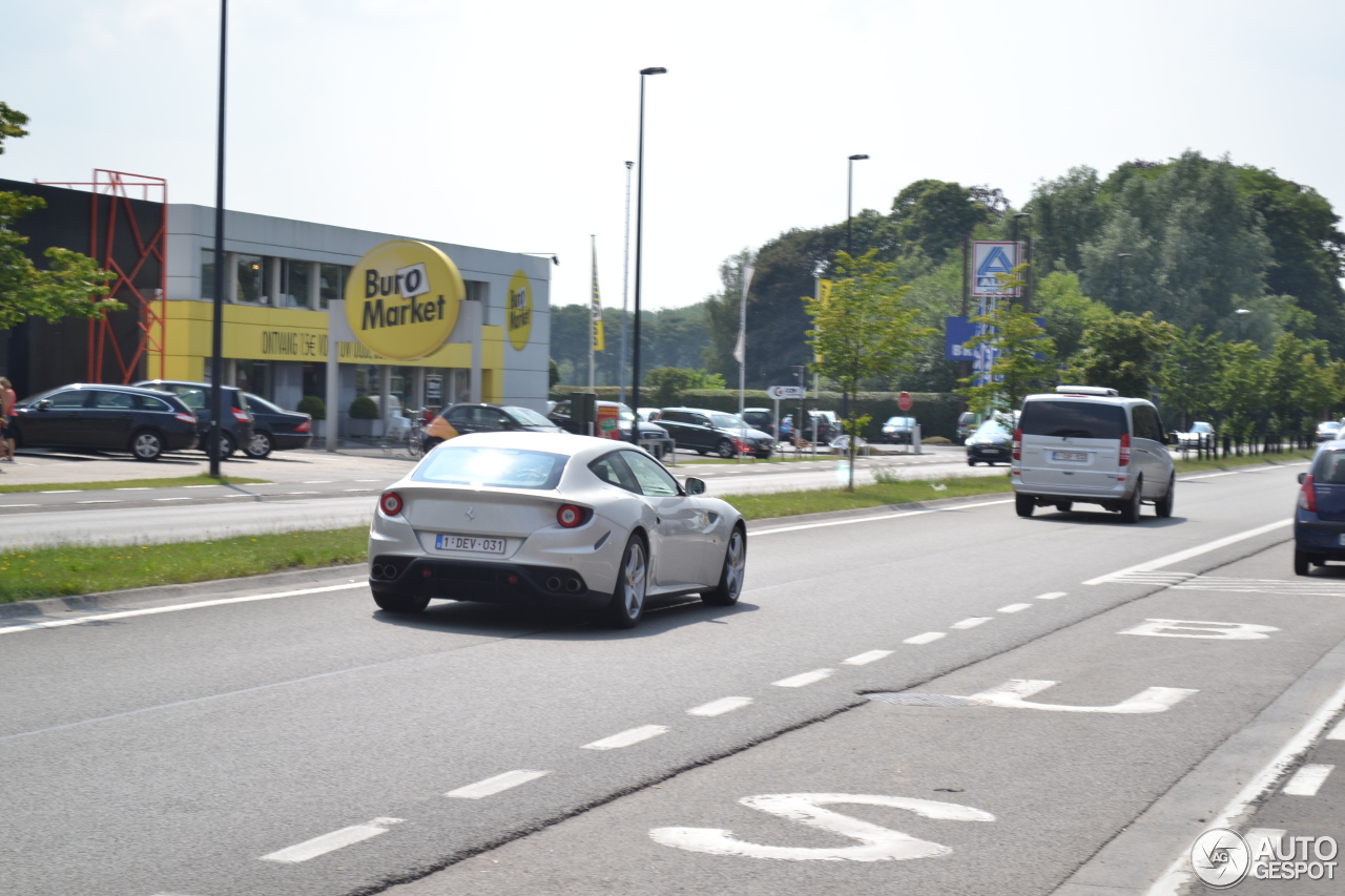 Ferrari FF