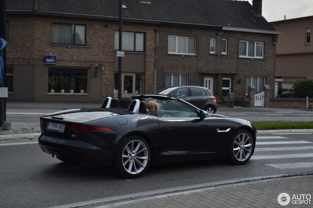 Jaguar F-TYPE S Convertible