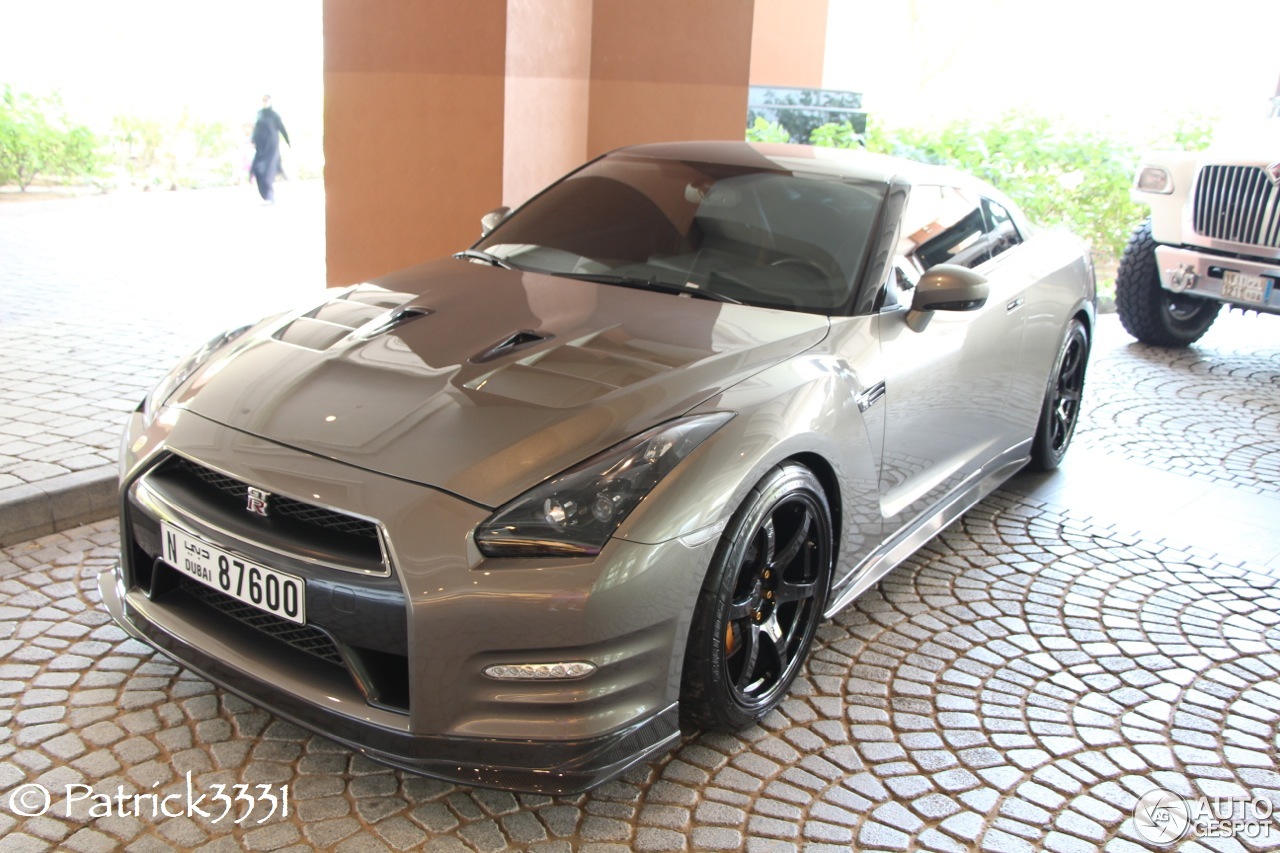 Nissan GT-R 2011